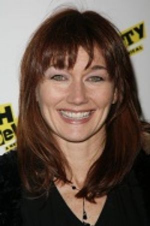Lari White Photo