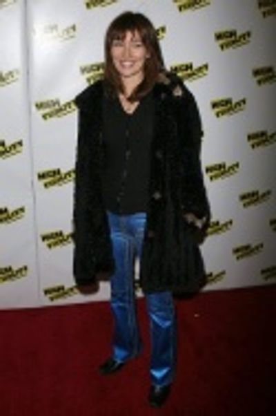 Lari White Photo