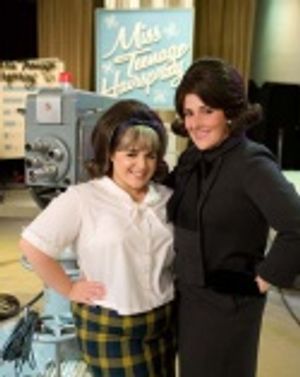 Nikki Blonski and Ricki Lake  Photo