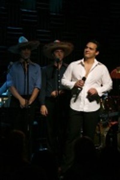 Ruben Flores, with the Jingle Boys - Josh Walden and Kurt Domoney Photo