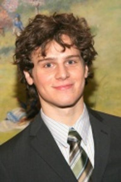 Jonathan Groff Photo