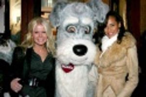 Crystal Hunt, Maddie and Dania Ramirez Photo