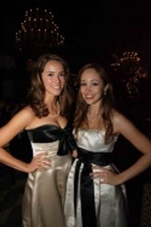 Abigail Spencer and Autumn Reeser Photo