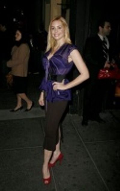 Olivia D'Abo Photo
