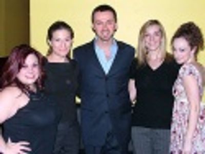 Andrew Lippa flanked by Carly Jibson, Ana Gasteyer,
Julia Murney and Megan McGinnis Photo