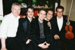 Steve Gibb (guitar/harmonica), Bryan Perri (piano/musical director), Daniel Reichard, Photo