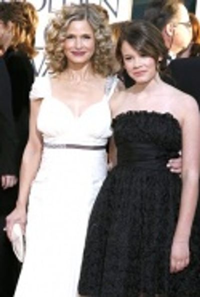 Kyra Sedgwick and daughter Photo