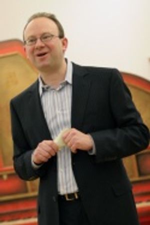 Primary Stages Artistic Director Andrew Leynse Photo