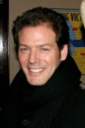 Kevin Spirtas
 Photo