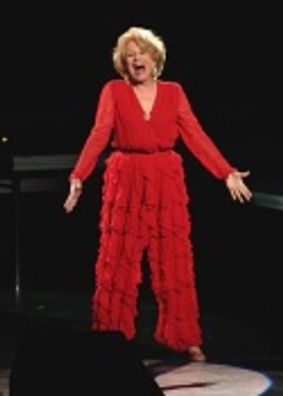 Gretchen Wyler sings about the Ã¢â‚¬Å“Other Side of the TracksÃ¢â‚¬Â® Photo