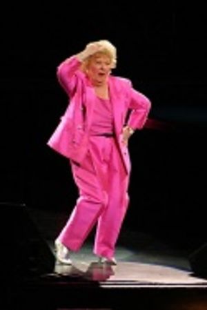 Charlotte Rae doodles on stageÃ¢â‚¬Â¦  Photo
