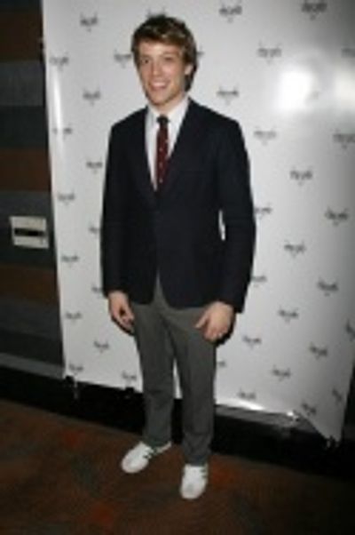 Barrett Foa Photo