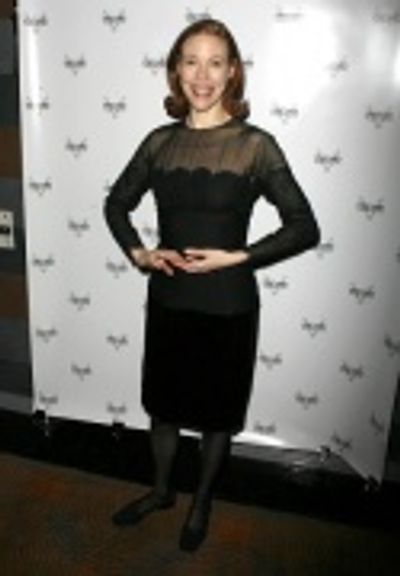Veanne Cox  Photo