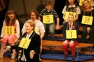 Julie Andrews and cast Photo
