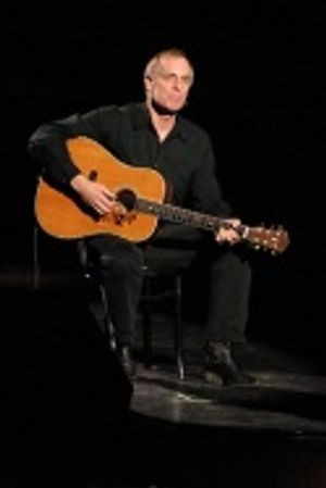 Keith Carradine sings â€"Look Aroundâ€ Photo