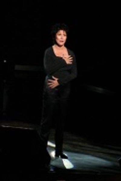 Michelle Lee Photo