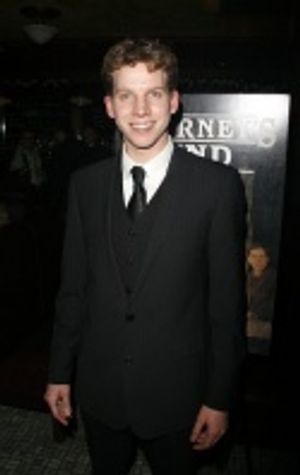 Stark Sands Photo