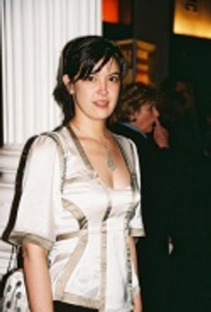 Phoebe Cates Photo