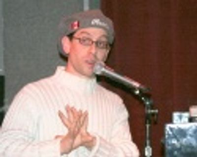 Garth Kravits "Chaperone" co star performed a hysterical comedy song Photo