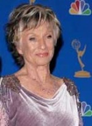 Cloris Leachman Photo