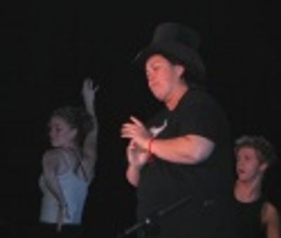 Rosie O'Donnell rehearsing Magic To Do...  Photo