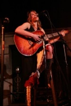 Jennifer Hall Photo