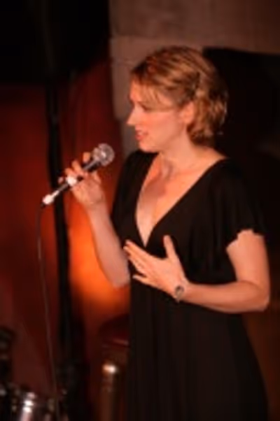 Julie Reiber Photo