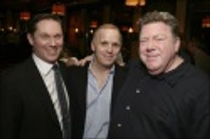 Richard Thomas, Director Scott Ellis and George Wendt Photo