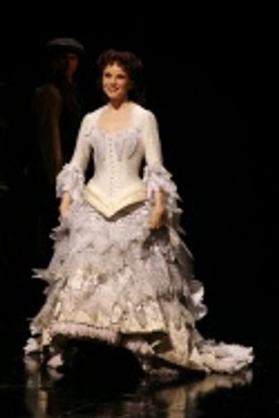 Jennifer Hope Wills Photo