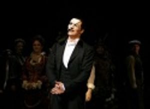 Howard McGillin Photo