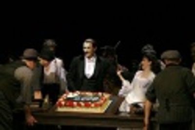 Howard McGillin, Jennifer Hope Wills and cast Photo