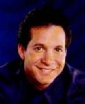 Steve Guttenberg Photo