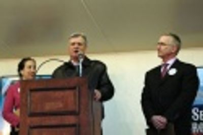 Diane Claussen, Ken Thorne and Mark S. Hoebee Photo