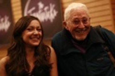 Julie Craig and Tom Jones Photo