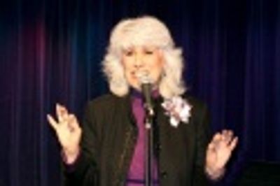 Jamie DeRoy Photo