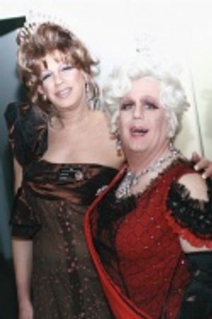 B (Reigning Empress of New York) and Gefil Tefish (The 2X Empress) of icny.org Photo