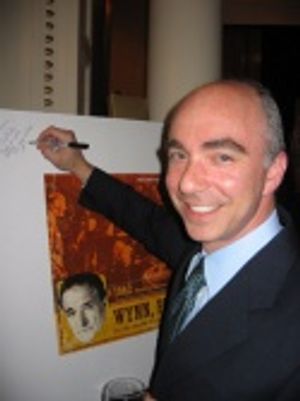 Peter Klestadt signs Wynn Handman's birthday card Photo