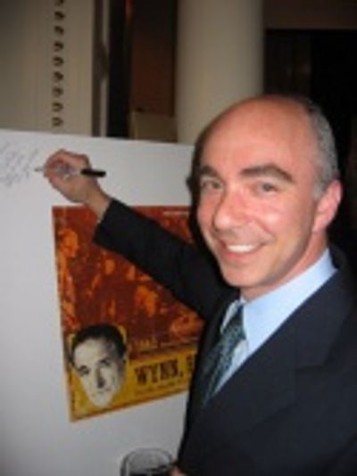 Peter Klestadt signs Wynn Handman's birthday card Photo