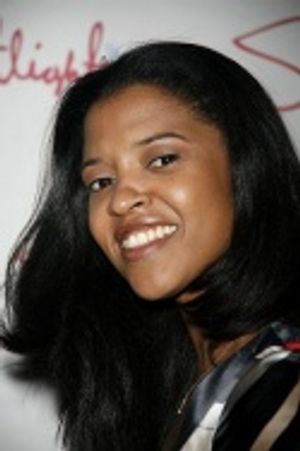 Renee Elise Goldsberry Photo