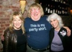 Bette Midler, Bruce Vilanch and Jamie deRoy Photo