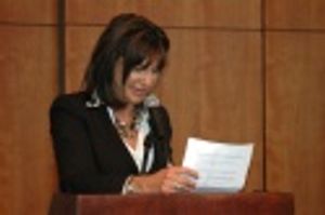 Mercedes Ruehl Photo