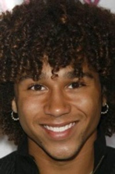 Corbin Bleu Photo