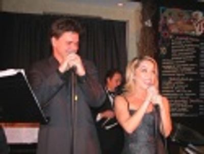 Hunter Foster, now in The Producers joins wife Jen on stage Photo