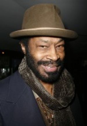 Anthony Chisholm Photo