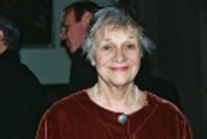 Estelle Parsons

 Photo