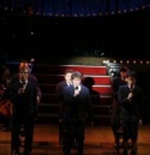 Jonathan Groff and Spring Awakening cast Photo