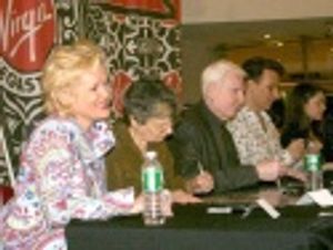 Christine Ebersole, Mary Louise Wilson, John McMartin, Bob Stillman and Sarah Hyland Photo