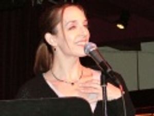 Julia Murney Photo