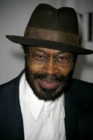 Anthony Chisholm Photo