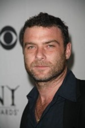 Liev Schreiber Photo